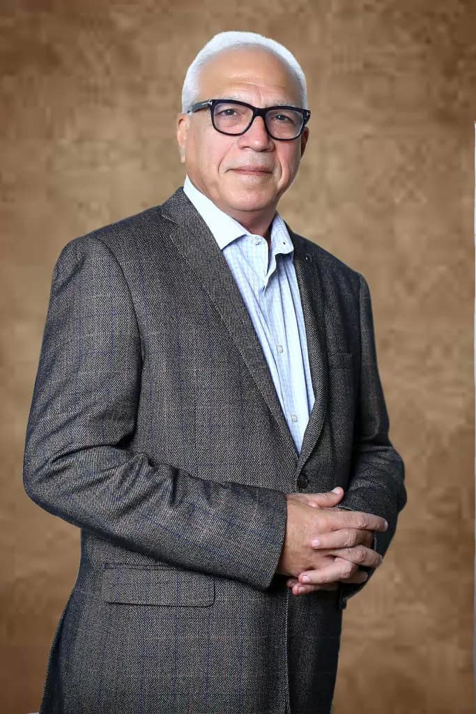 Portrait of Mr. Asad Azhar Siddiqui, Chairman