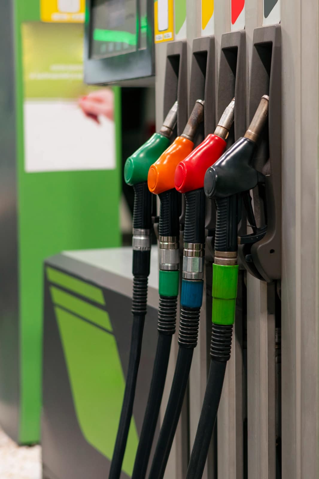 Fuel nozzles at a JN station